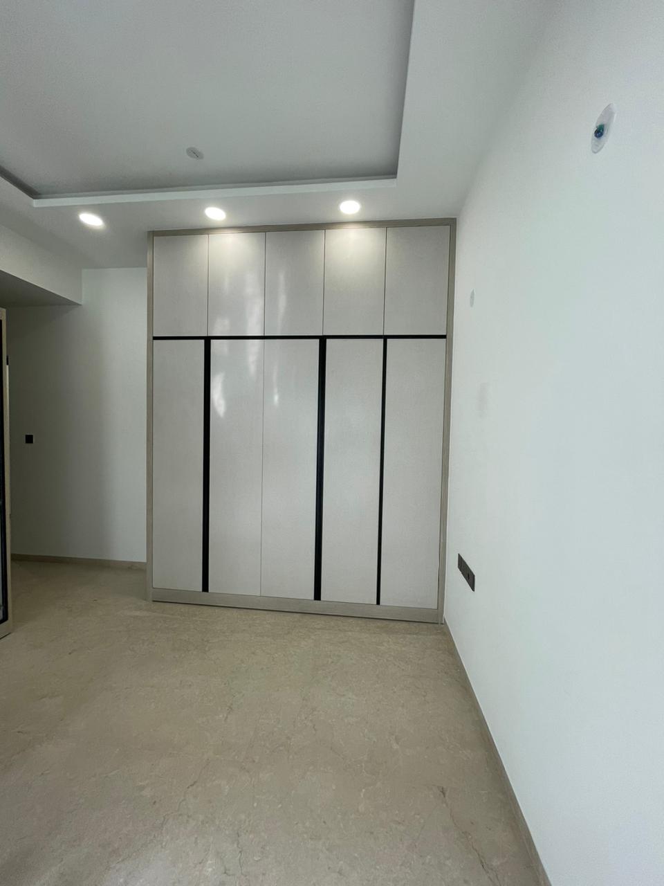Wardrobe 19